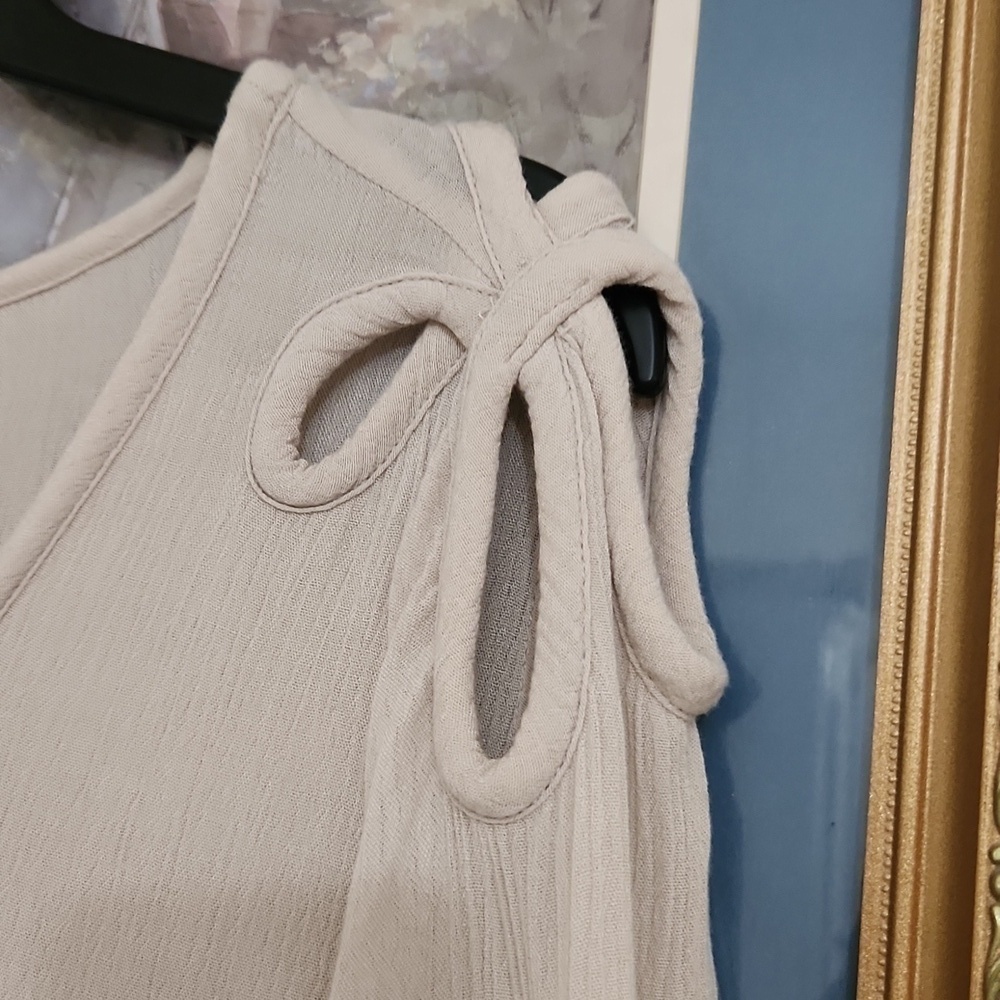 Soft Surroundings Size large Flowy Top With Open Bow Detail Lagenlook Coastal - Picture 3 of 12